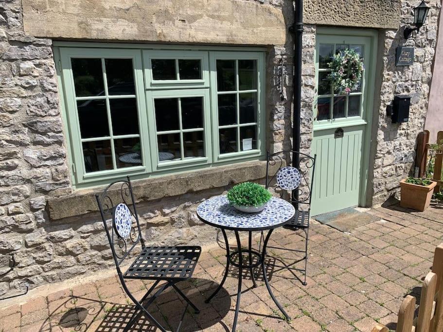 Gorgeous Cozy Cottage With A Heritage Feel, Walks, Pubs & Wood Burner Tideswell Ngoại thất bức ảnh