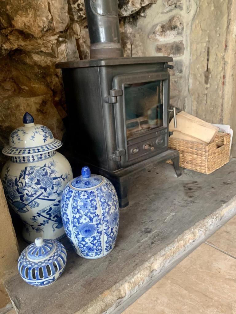 Gorgeous Cozy Cottage With A Heritage Feel, Walks, Pubs & Wood Burner Tideswell Ngoại thất bức ảnh